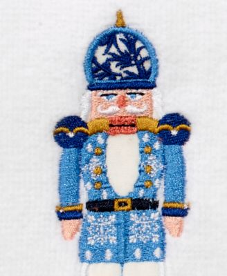 Nutcracker Trellis Cotton 4 Pack Fingertip Towel, 11" x 18"