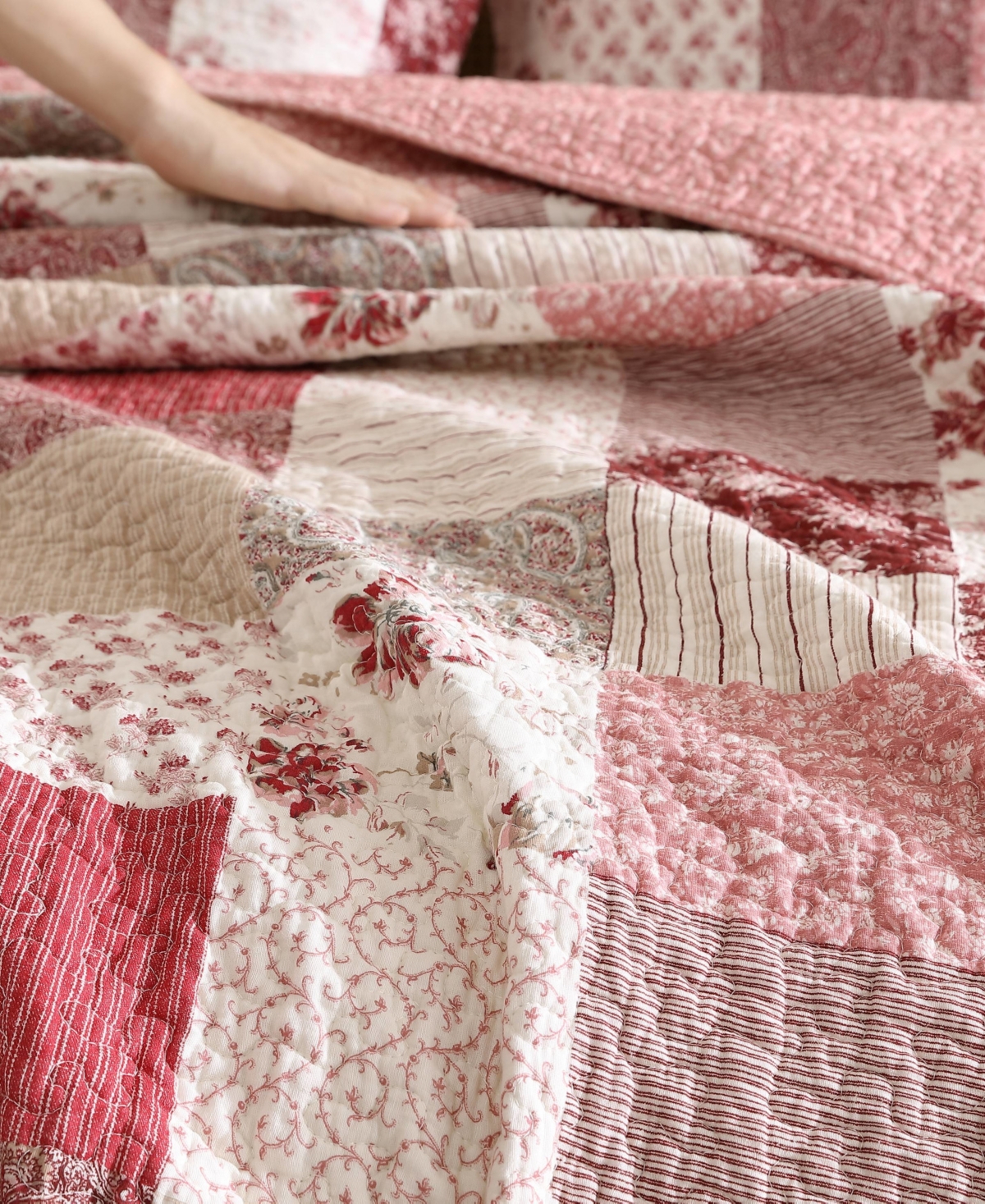 Laura Ashley Celina Patchwork Cotton Reversible -Piece Quilt Set