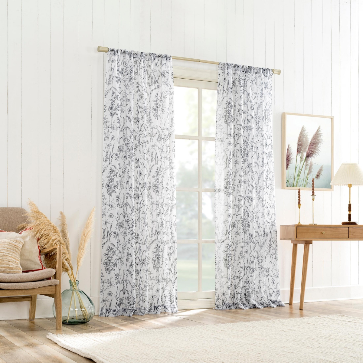 Ambree Vintage like Floral Sheer Rod Pocket Curtain Panel -white