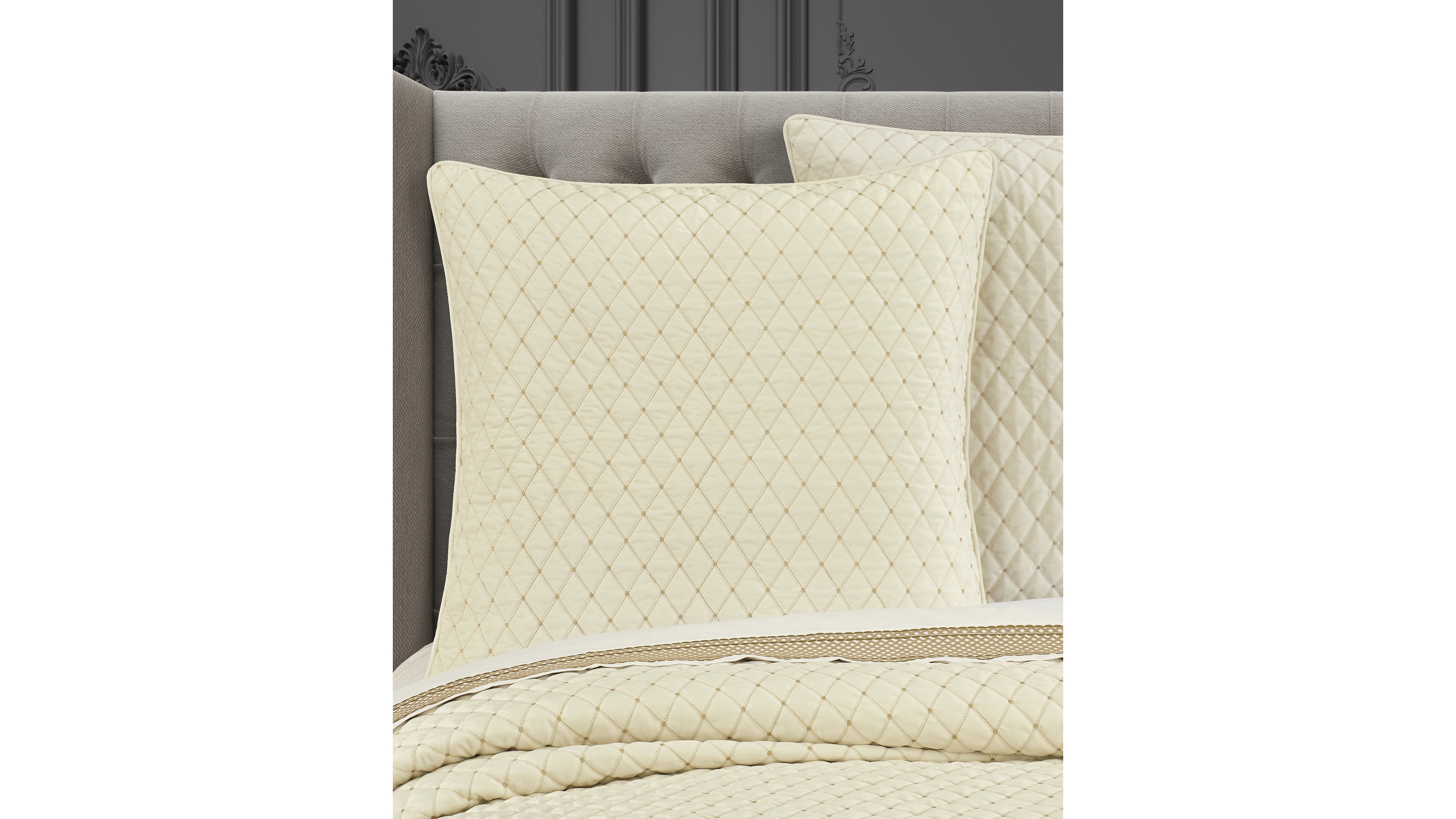J Queen New York Grandeur Quilted Sham, European