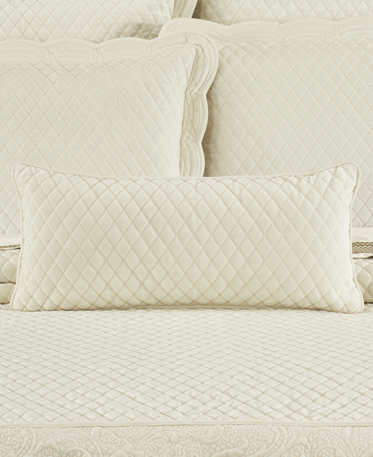 J Queen New York Marissa Quilted Decorative Pillow, 15
