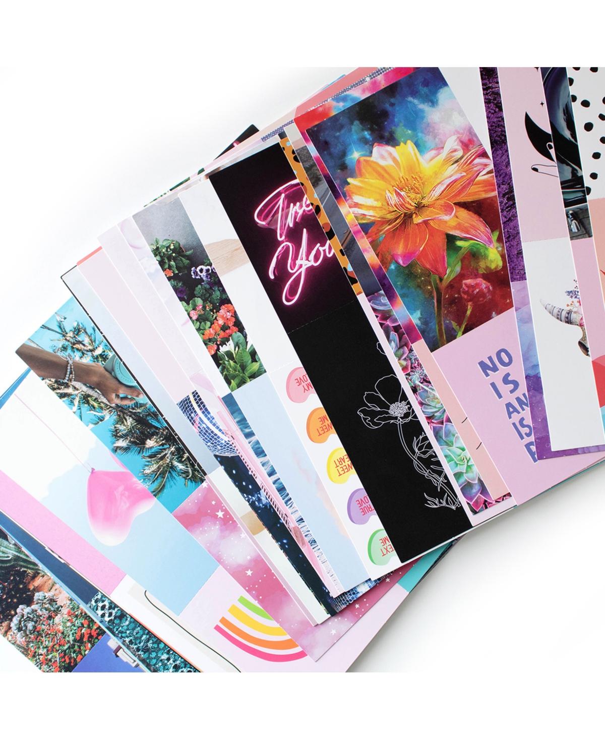 Art 101 Wall Collage Kit, 146 Pieces In Multi