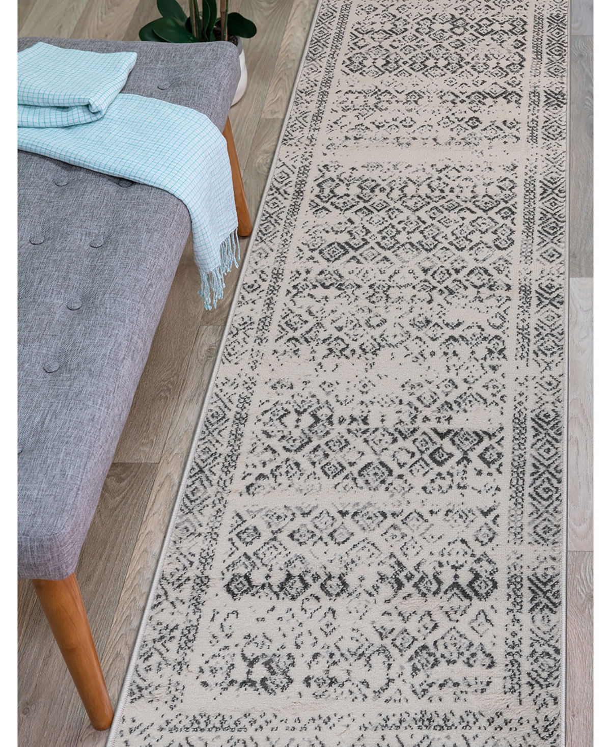 Main Street Rugs Arri 2095 Area Rug