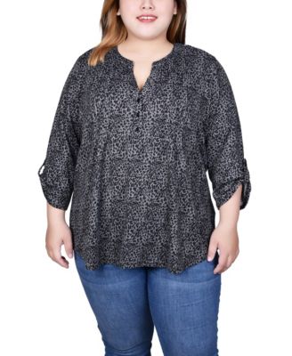 Plus Size 3/4 Roll Sleeve Top