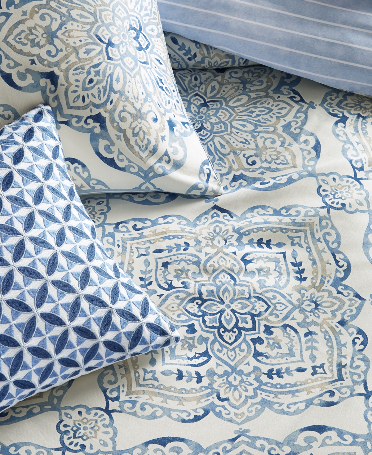 Charter Club Damask Designs Coastal Medallion 3-pc. Duvet Cover Set, Full/Queen, Exclusively at Macy's