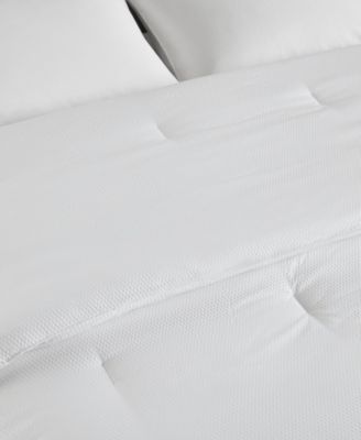 Honeycomb Textured Oversized Down Alternative Comforter, King/California King