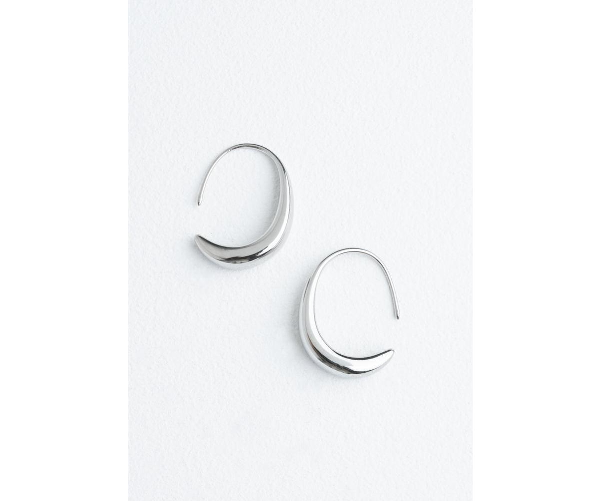 Crescent Moon Thread Drop Earrings in Silver - Silver glow