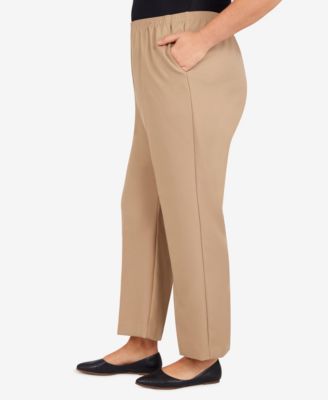 Plus Size Classic Pull-On Straight-Leg Average Length Pants