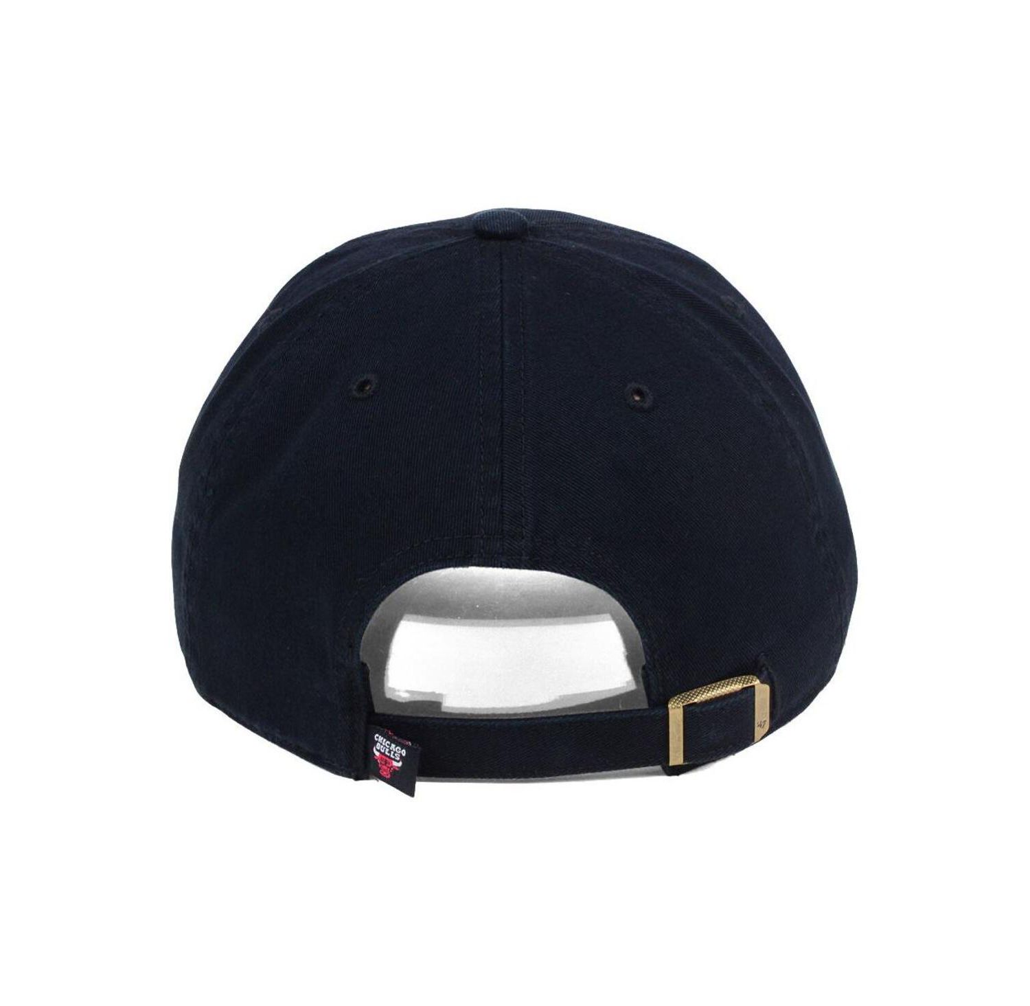 Men's Chicago Bulls Black Distressed Clean-Up Adjustable Hat
