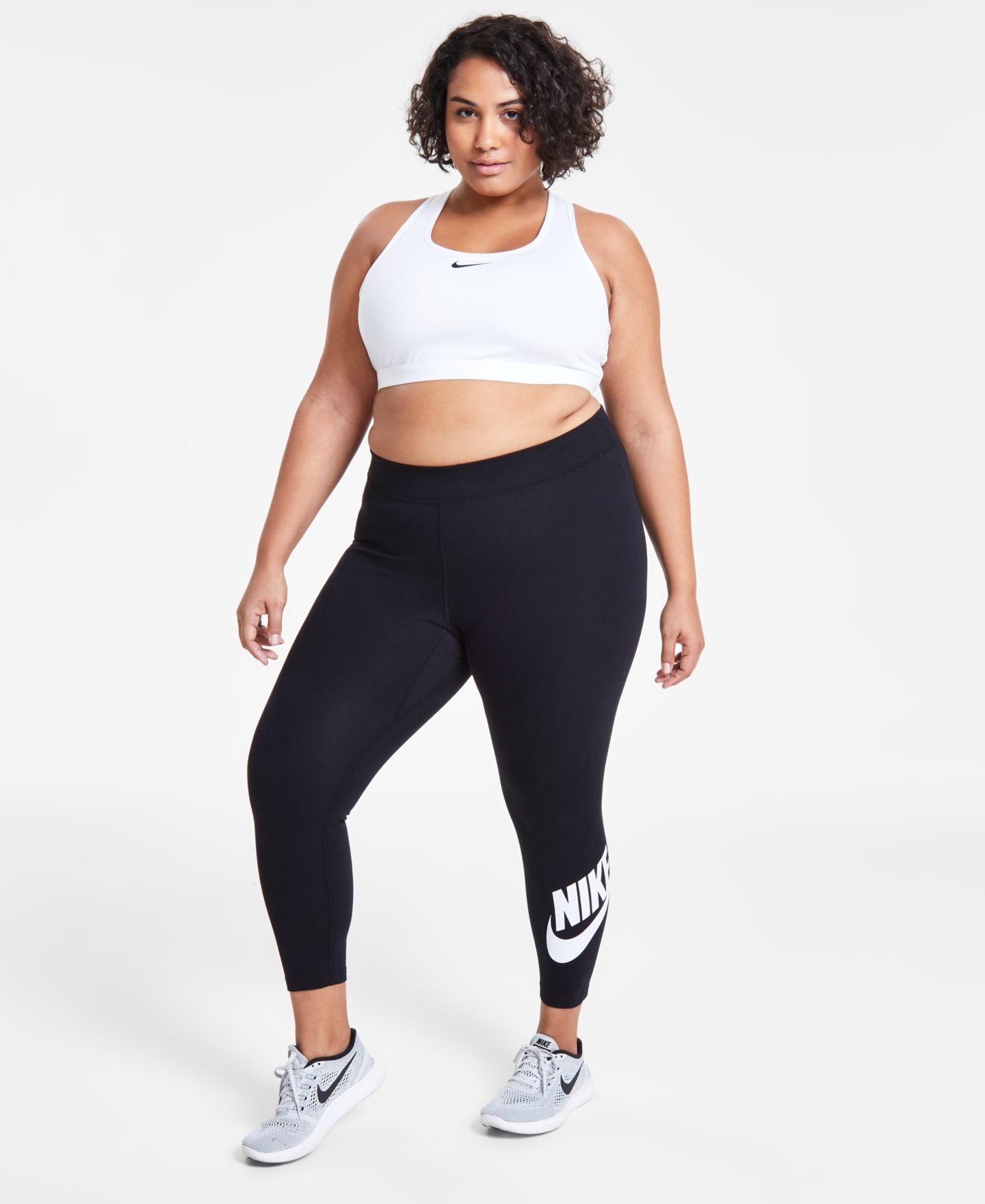 Женские леггинсы Nike Plus Size Medium-Support Sports Bra, Leggings & Air Max SC Casual Sneakers, цвет: Чёрный — фото 1