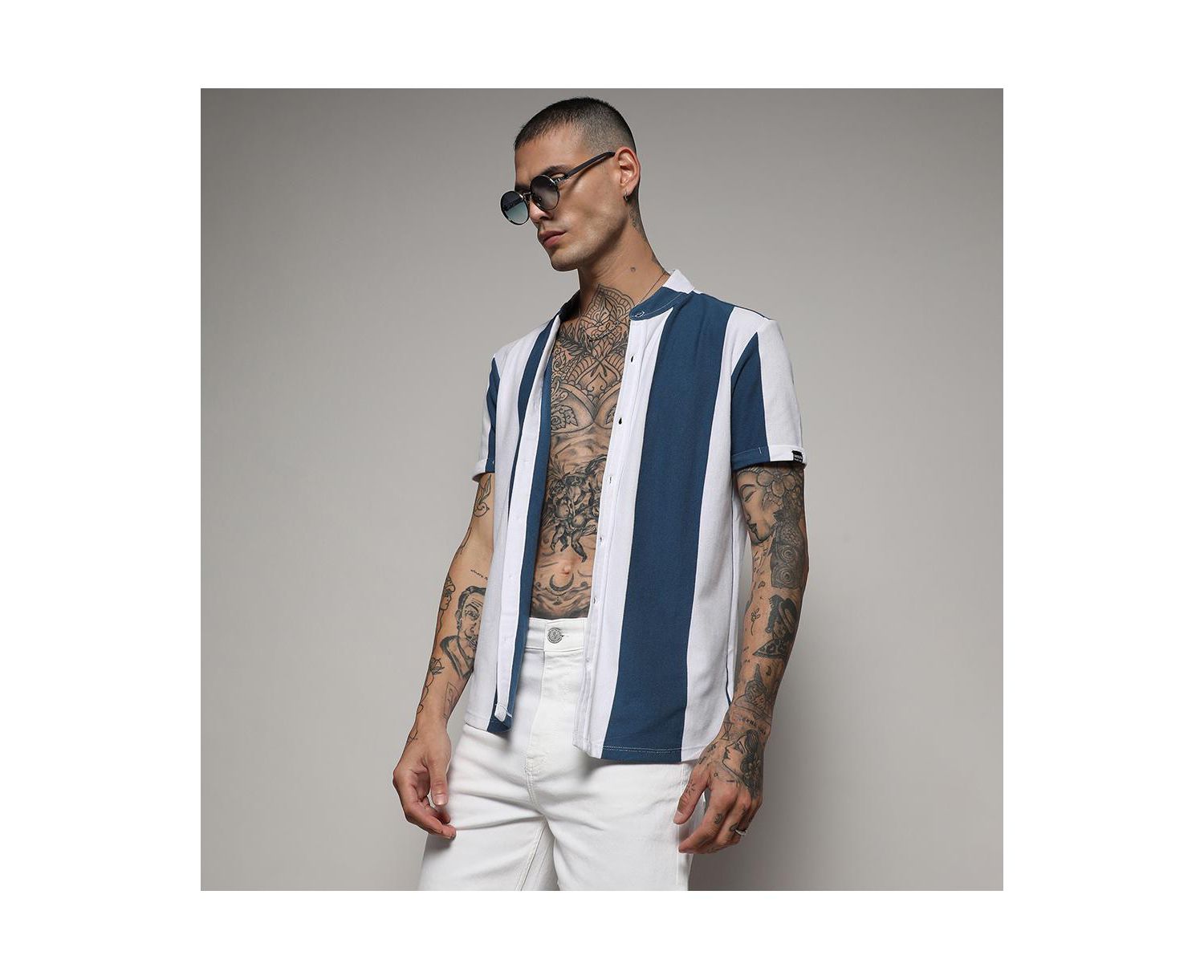Men's Knitted Blue Vertical Striped Shirt