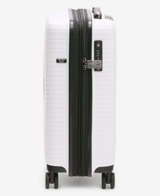 20" Central Point Carry on Spinner