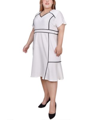Plus Size Short Sleeve Piped Detail Dress