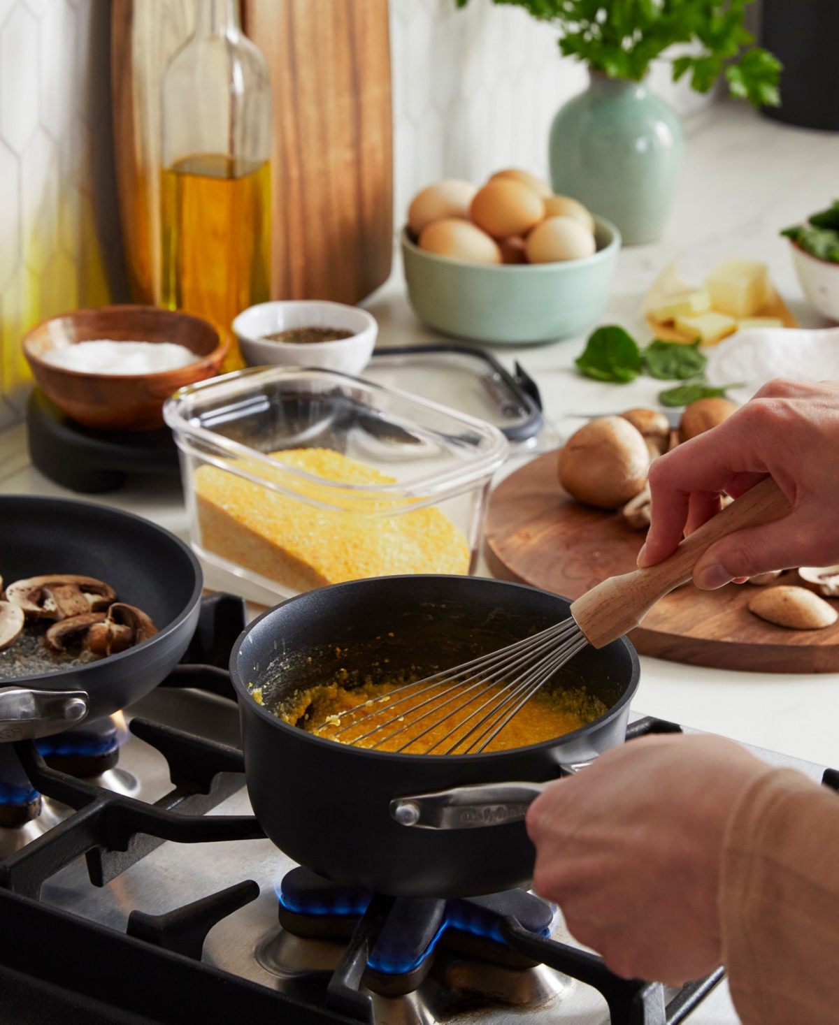 Calphalon Premier Space-Saving Hard-Anodized Nonstick 1.5-Quart Sauce Pan with Lid - Stainless Steel