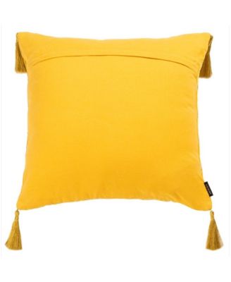 Cilan 18" x 18" Pillow