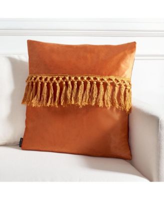Anaster 18" x 18" Pillow