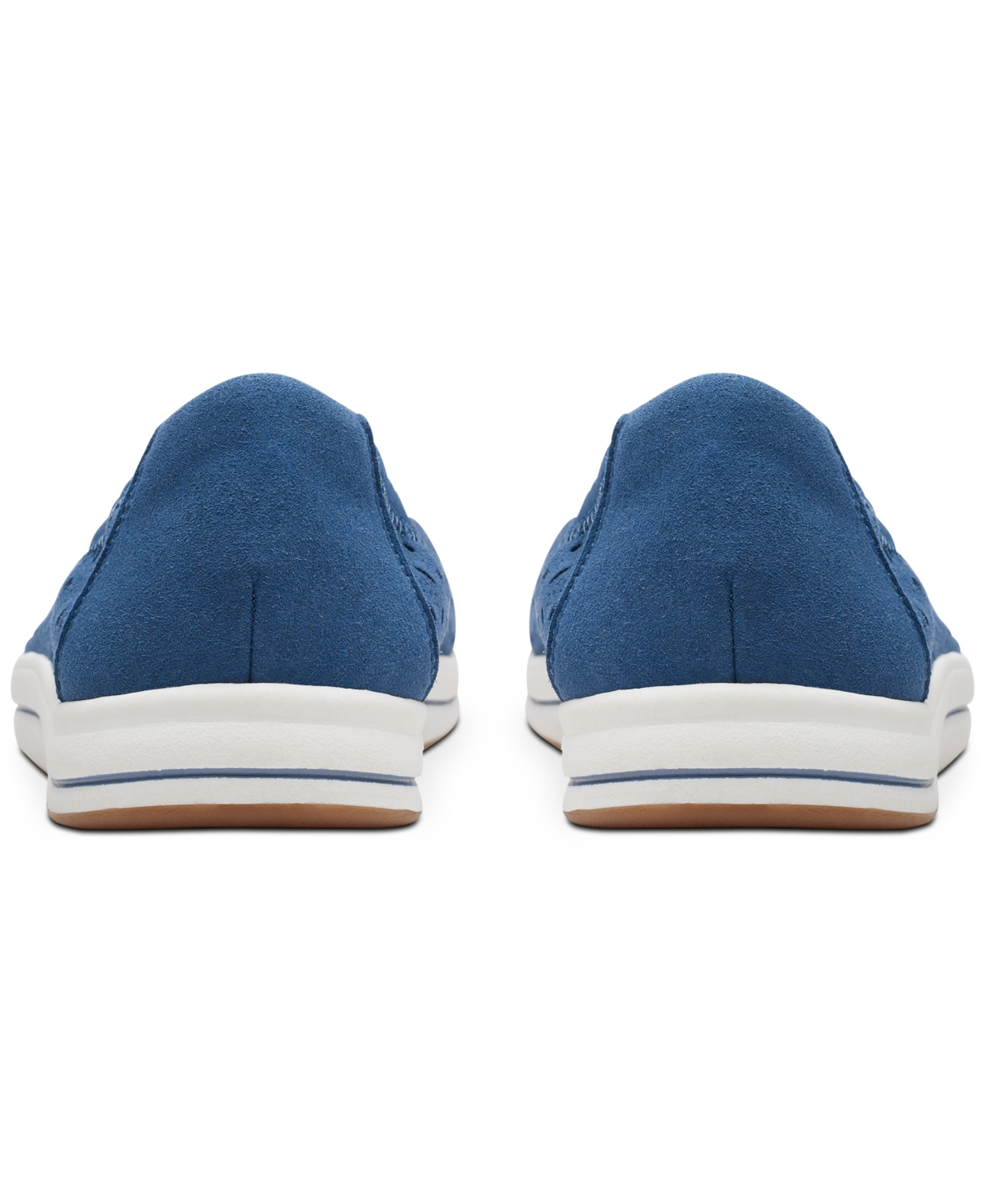 Clarks Women's Cloudsteppers Breeze Roam Perfed Flats