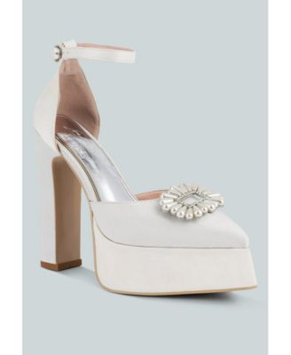 Womens Maeissa Pearls Brooch Detail Platform Block Heel Sandals