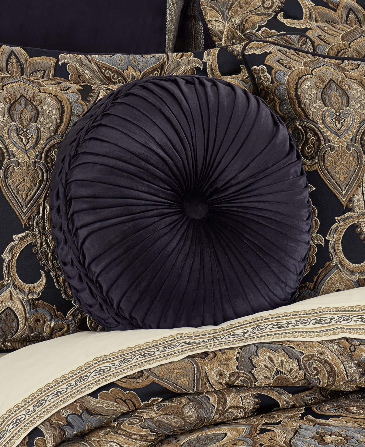 J Queen New York Amara Tufted Decorative Pillow, 15" Round In Indigo
