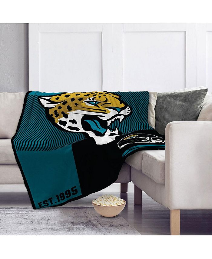 Pegasus Home Fashions Jacksonville Jaguars 60" x 80" Sherpa Throw