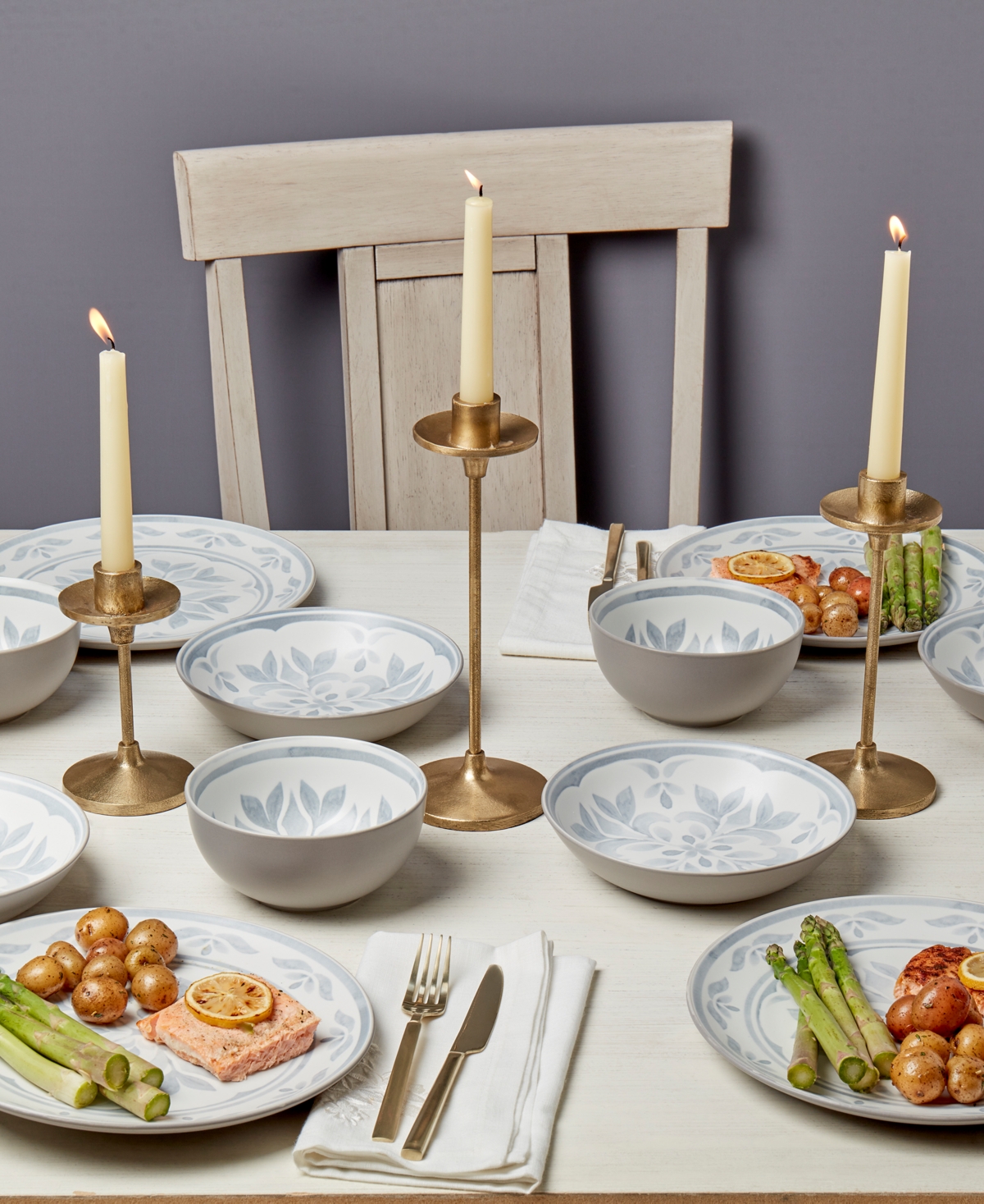 Tabletops Unlimited Carrara 12 Pc. Dinnerware Set, Service For 4 In Gray