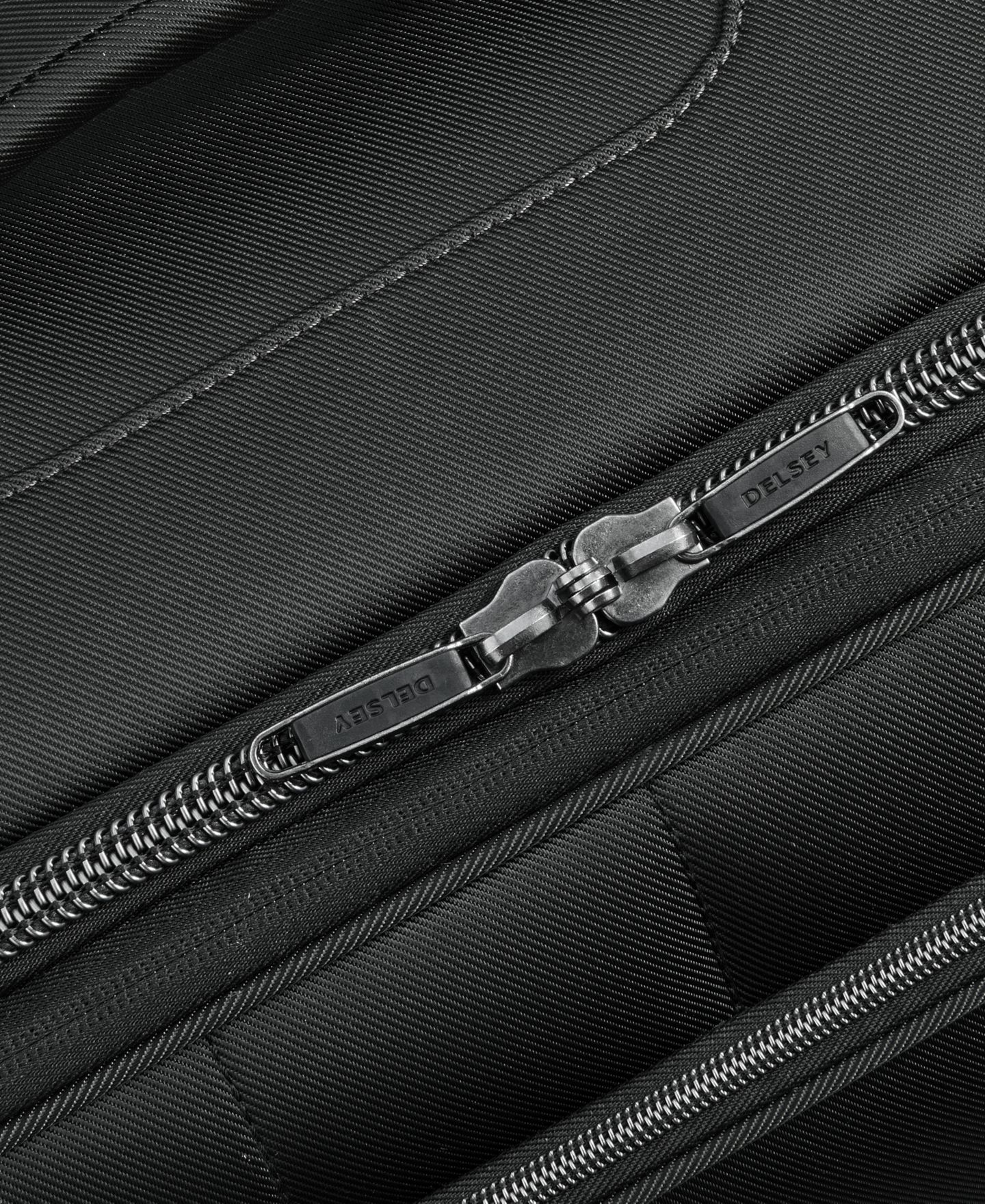 Чемодан Delsey Paris Tour Air Medium Check-in Spinner, цвет: Чёрный — фото 4