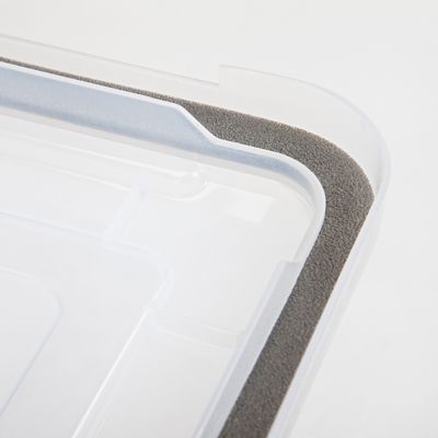 USA 32qt Letter and Legal Size WEATHERPRO Airtight Plastic Storage Bin with Lid and Seal and 4Secure Latching Buckles