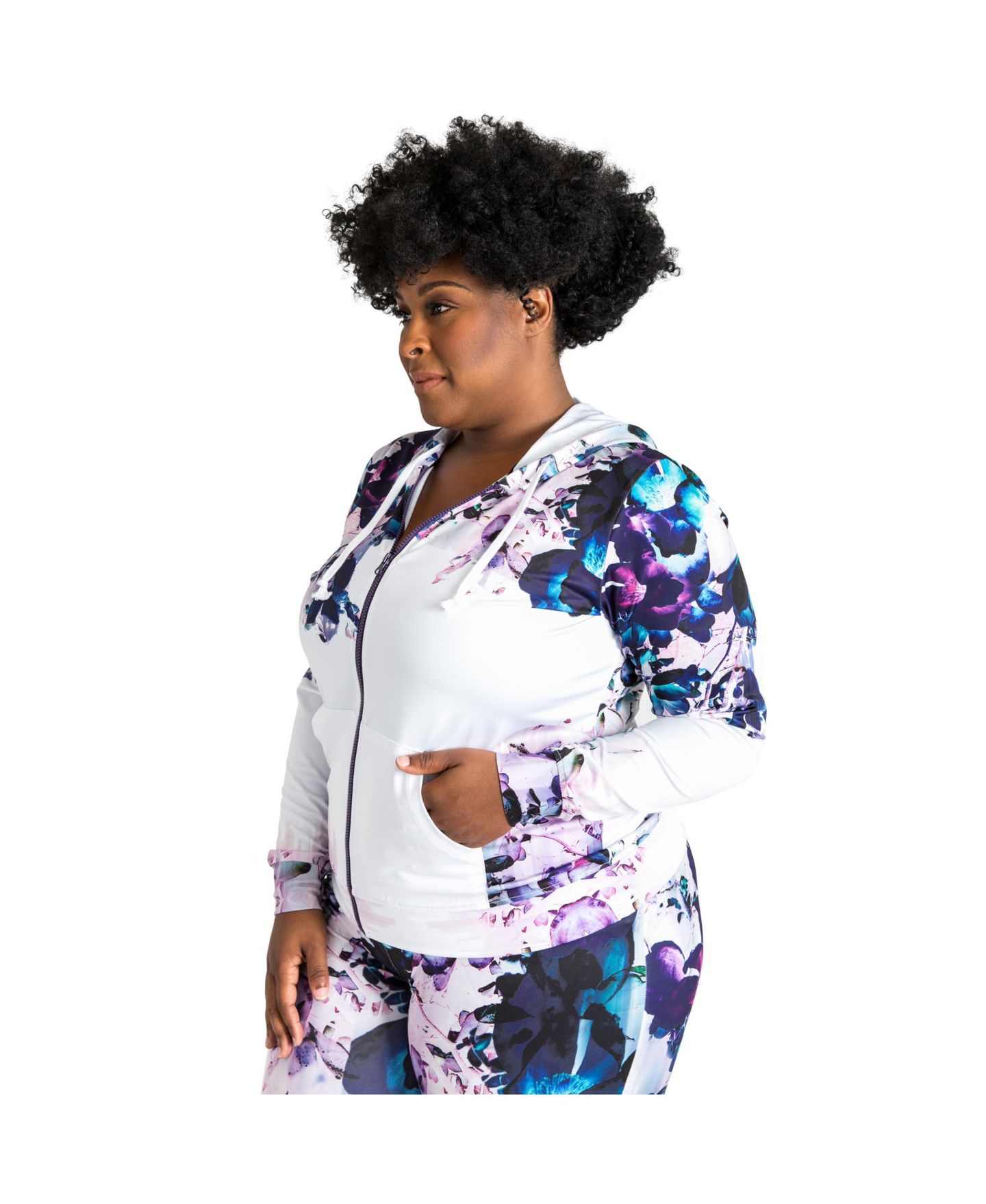 Женское худи Poetic Justice Plus Size Curvy-Fit Zip-Up Floral Print Poly Tricot, цвет: Белый с принтом — фото 2