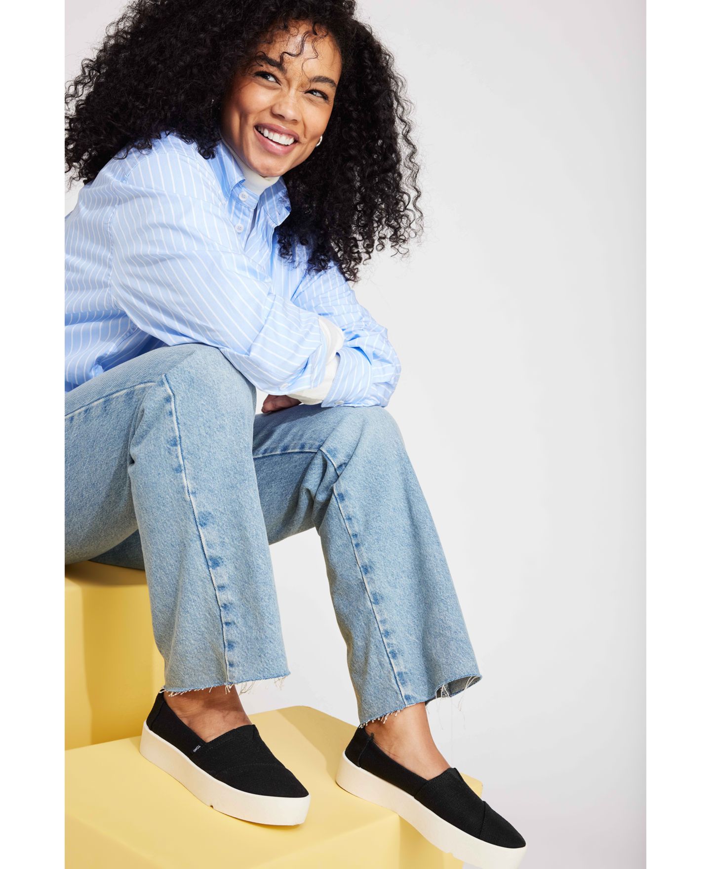 Женские кроссовки TOMS Verona Slip-On, цвет: Светлый серый холщовый — фото 10