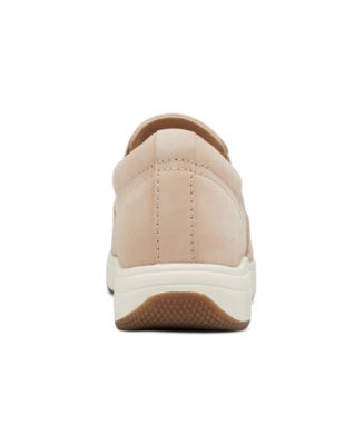 Women's Nel Laser Cut Round Toe Casual Slip-On Sneakers
