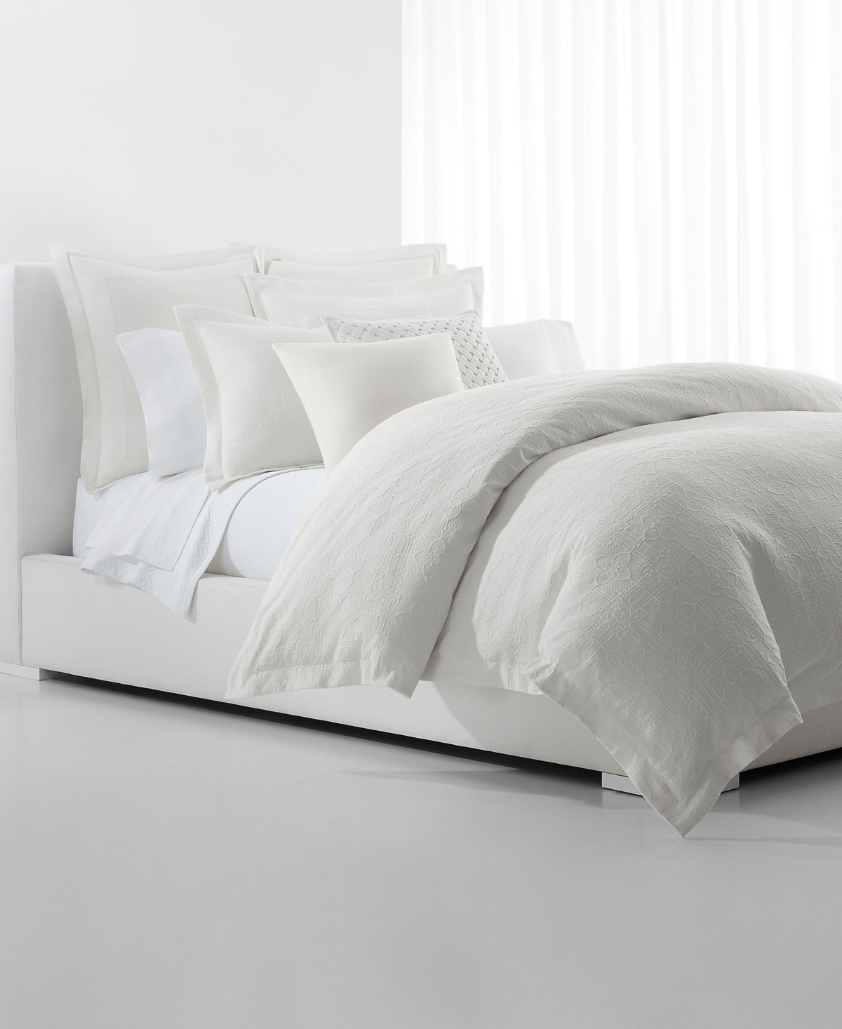 Ralph Lauren Sascha Textured Medallion Comforter Sets In White