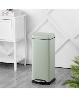 Betty Retro Step-Open Trash Can with Liners