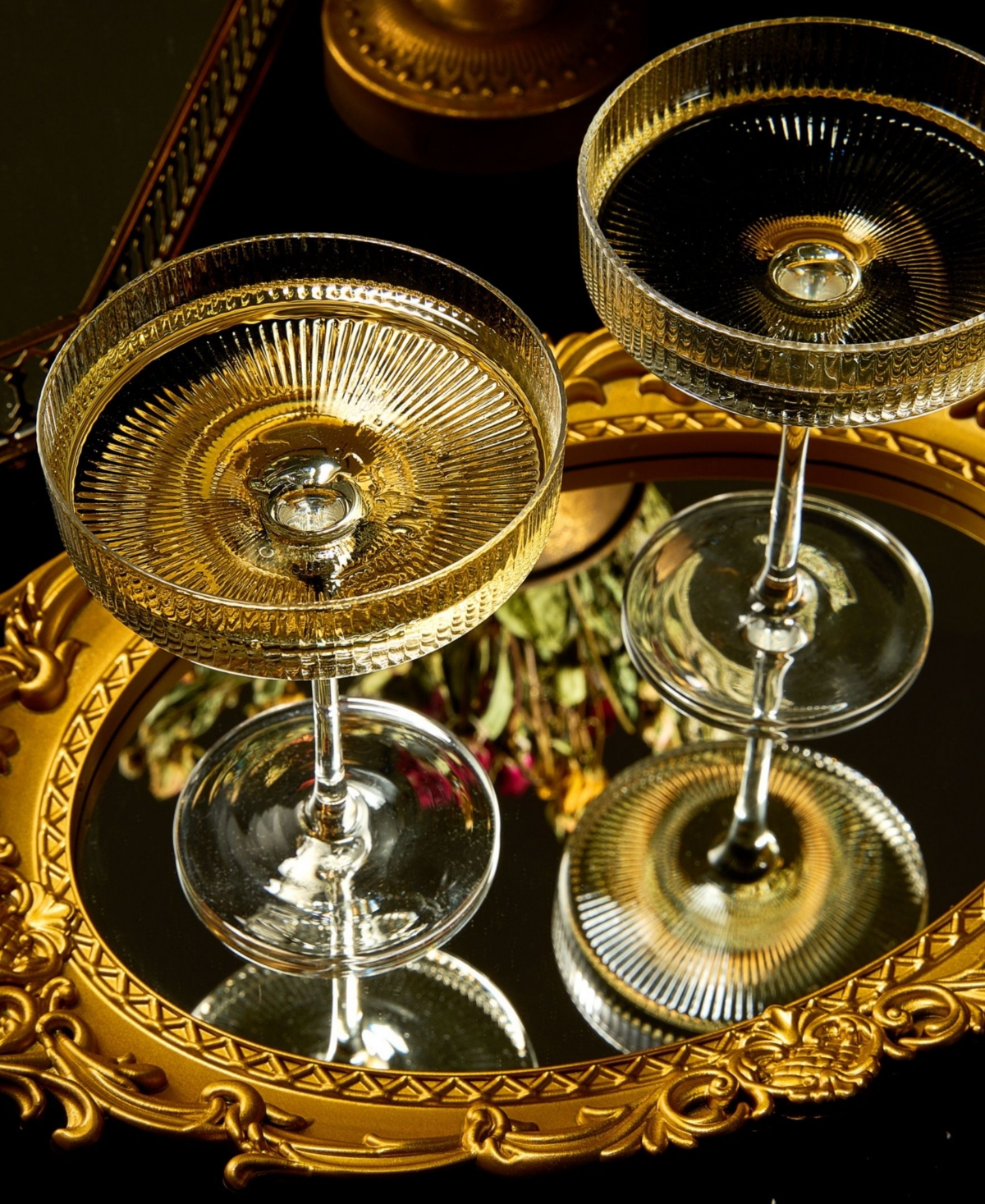 The Wine Savant Ribbed Eve Martini And Champagne Coupe Cocktail Glasses, Set Of 2 In Clear