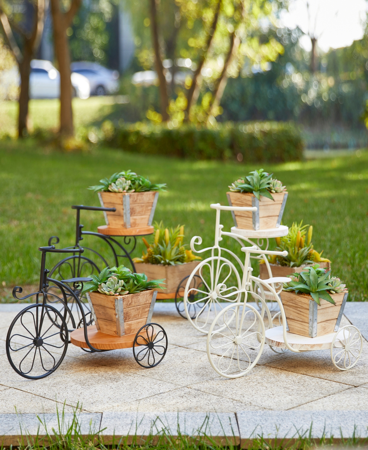 Glitzhome 18" L Washed Solid Wood And Metal Tricycle Planter Stand In White