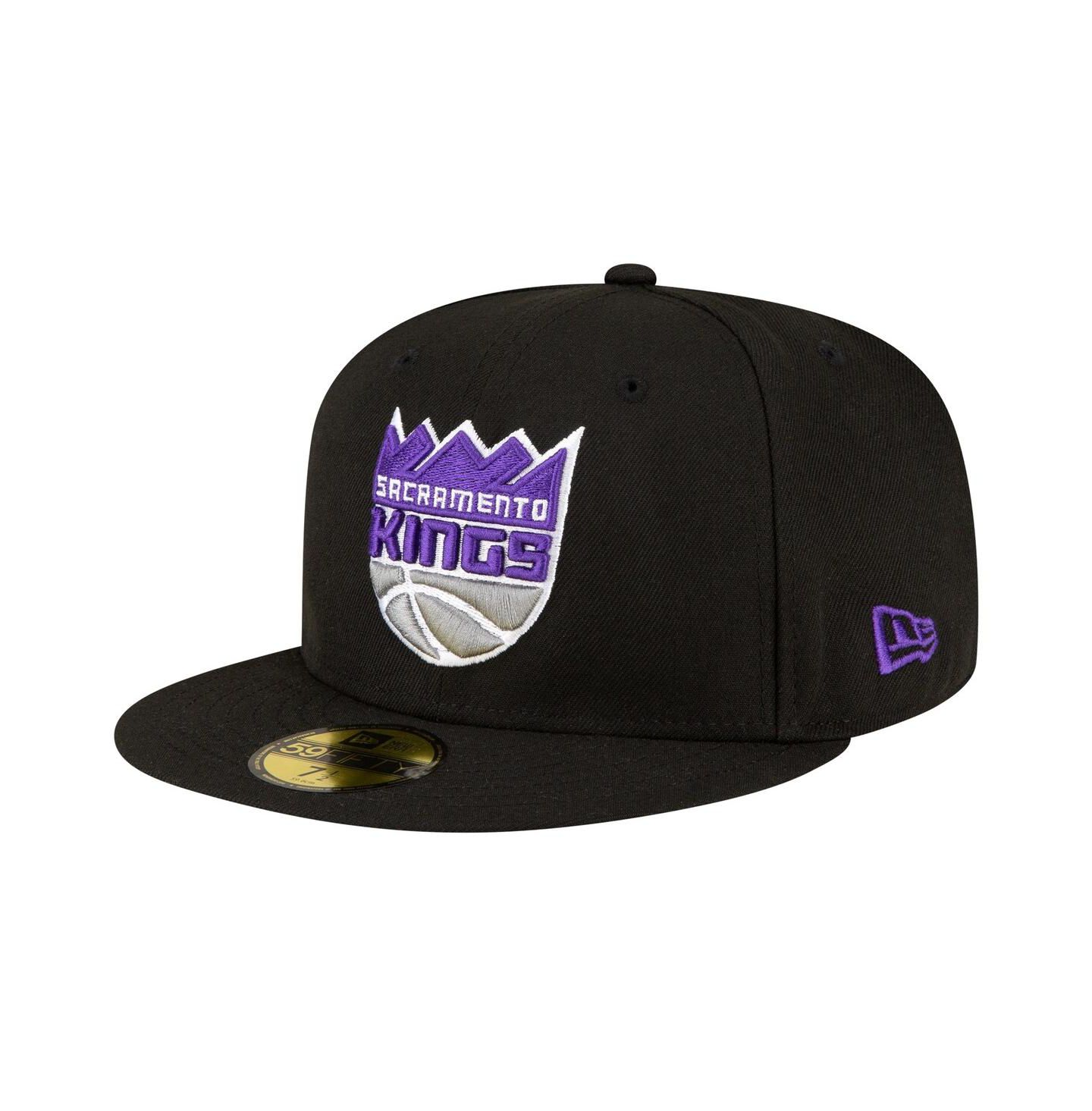 Мужская кепка New Era Black Sacramento Kings 59FIFTY Fitted Hat — фото 1