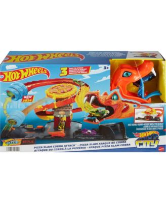City Pizza Slam Cobra Attack Playset with 1:64 Scale Toy Car