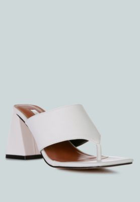 Womens Muse Me Triangular Block Heel Thong Sandals