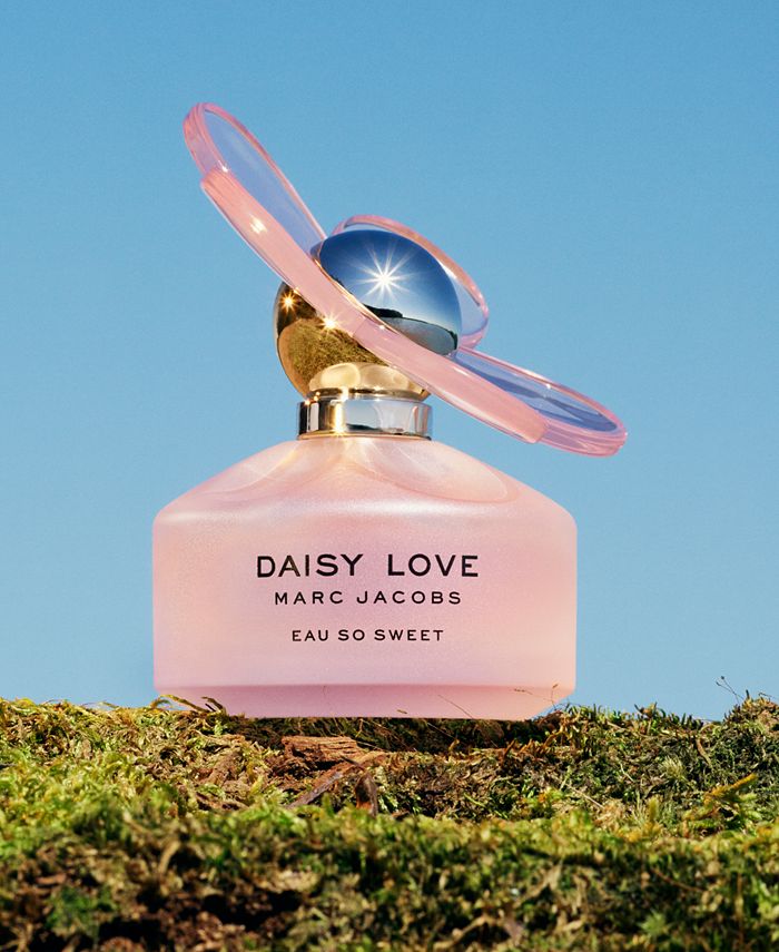 Daisy Love Eau So Sweet by Marc Jacobs, 3.3 oz Eau De Toilette Spray for Women
