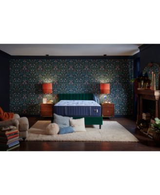 Estate 13.5" Medium Tight Top Mattress Set - Queen Split