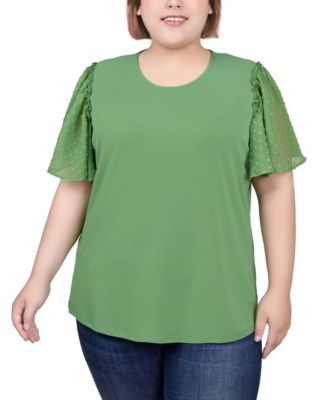 Plus Size Clip Dot Flutter Sleeve Top