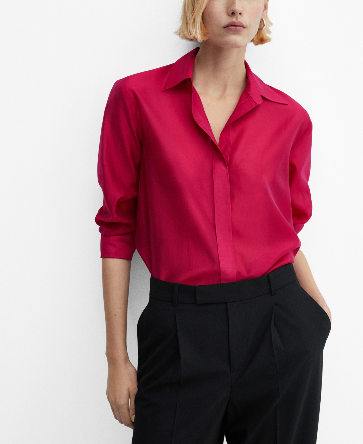 Women's Concealed Button Shirt - Medium Red