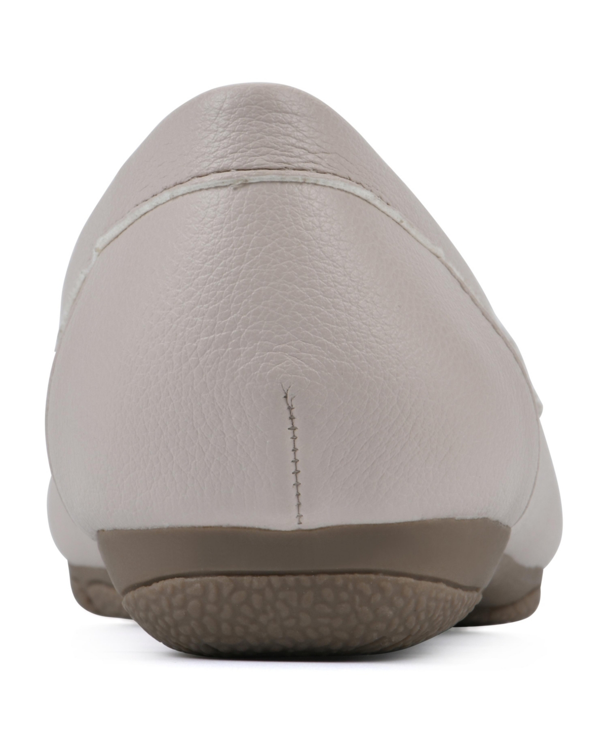 Cliffs by White Mountain Women's Giver Moc Comfort Loafer