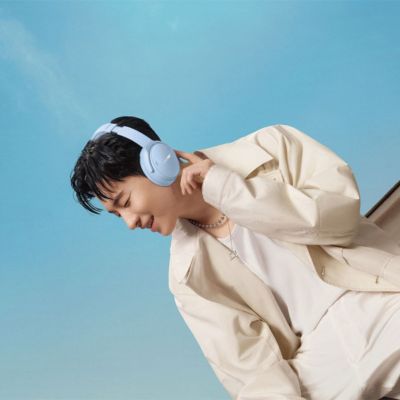 QuietComfort Headphones with Active Noise Cancellation