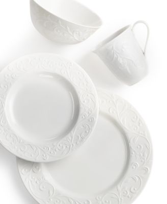 Opal Innocence Carved 4-Piece Place Setting