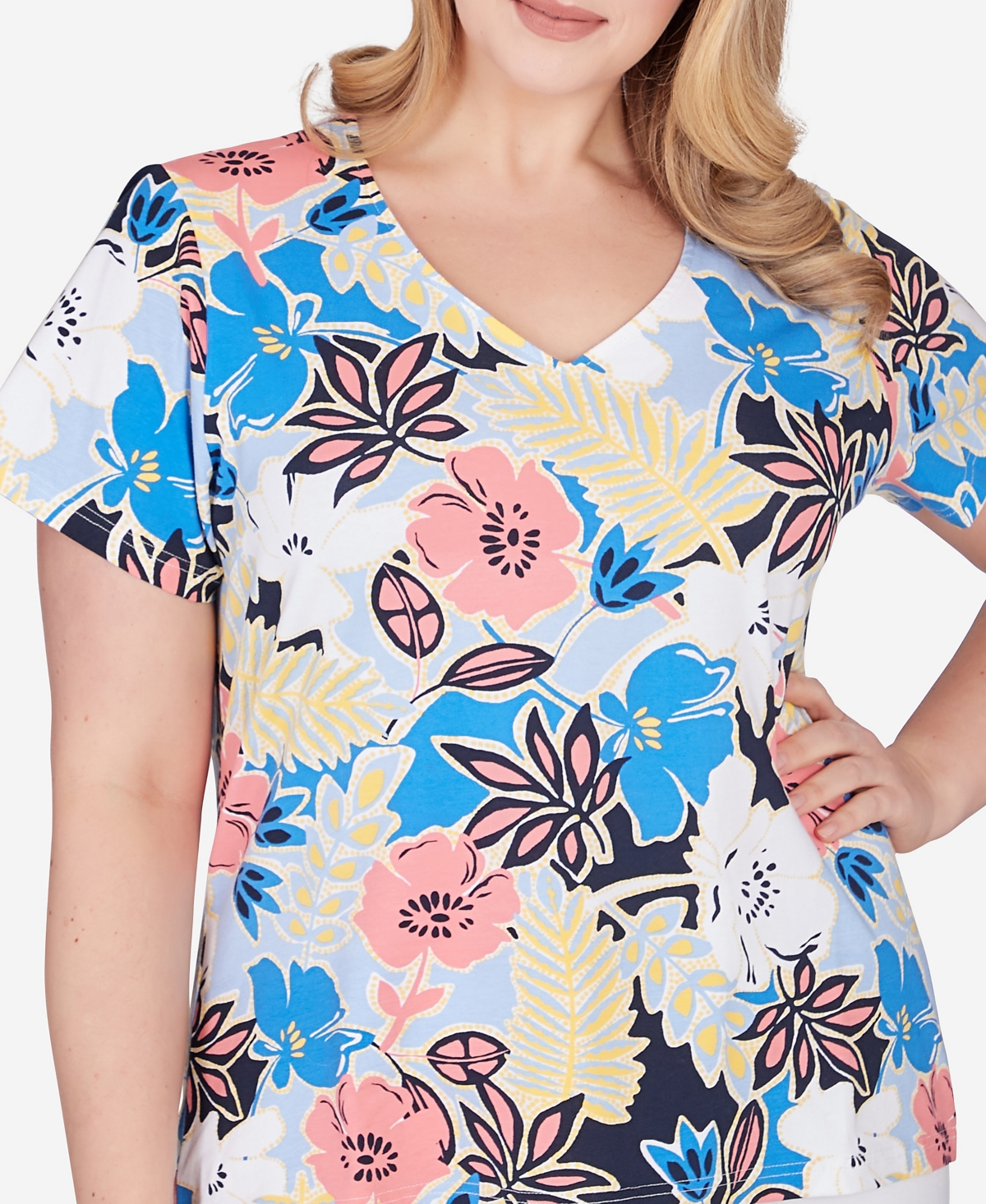 Shop Hearts Of Palm Plus Size Printed Essentials Short Sleeve Top In Bright Blue Multi