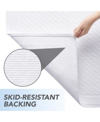 Textured Woven Cotton Bath Rug with Slip-Resistant Backing