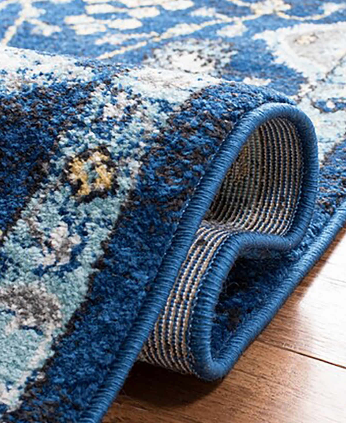 Safavieh Evoke EVK224 Royal and Ivory Area Rug