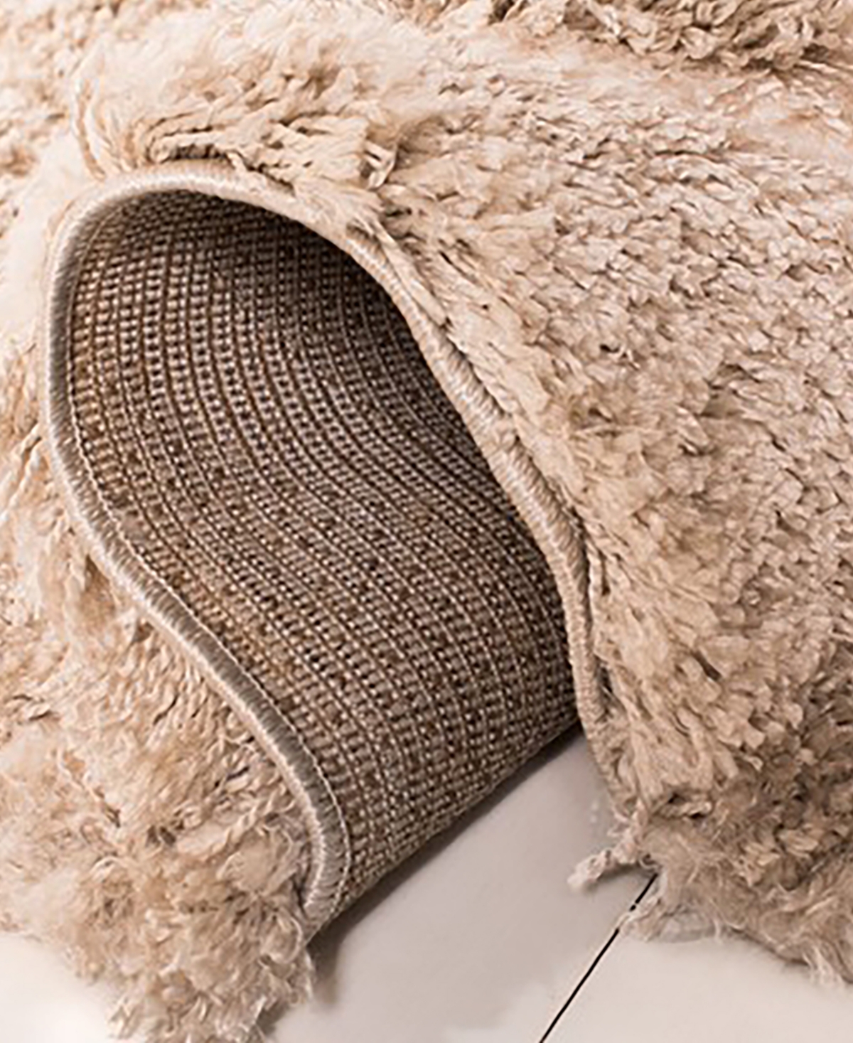 Safavieh Adriana Shag ARG780and Cream Area Rug - Beige