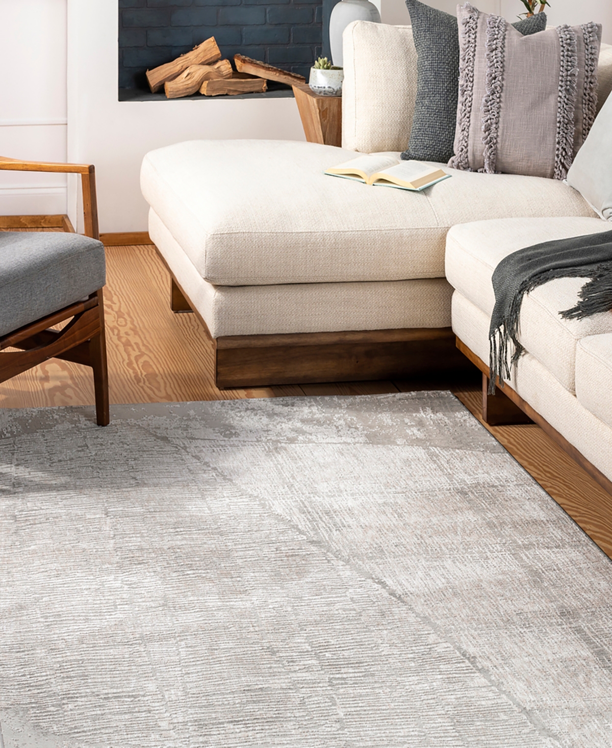 Surya Carmel Crl-2301 2'7x4' Area Rug In Silver