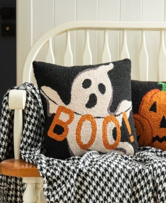 14"H Hooked Halloween Ghost "BOO" Pillow